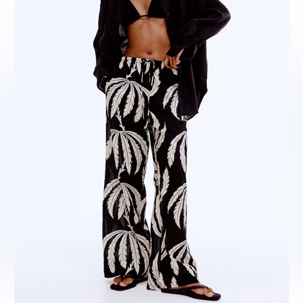 H&M Black and White Wide Leg Pants with Abstract Print